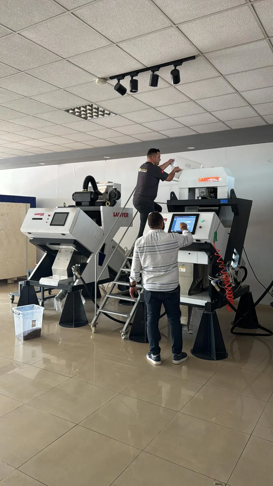 Fabrikamız & Güçlü Ekibimiz fotoğrafı